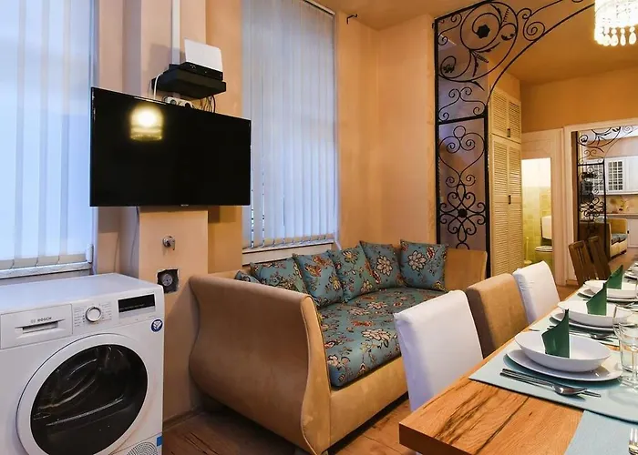 Very Central Very Spacious New Home