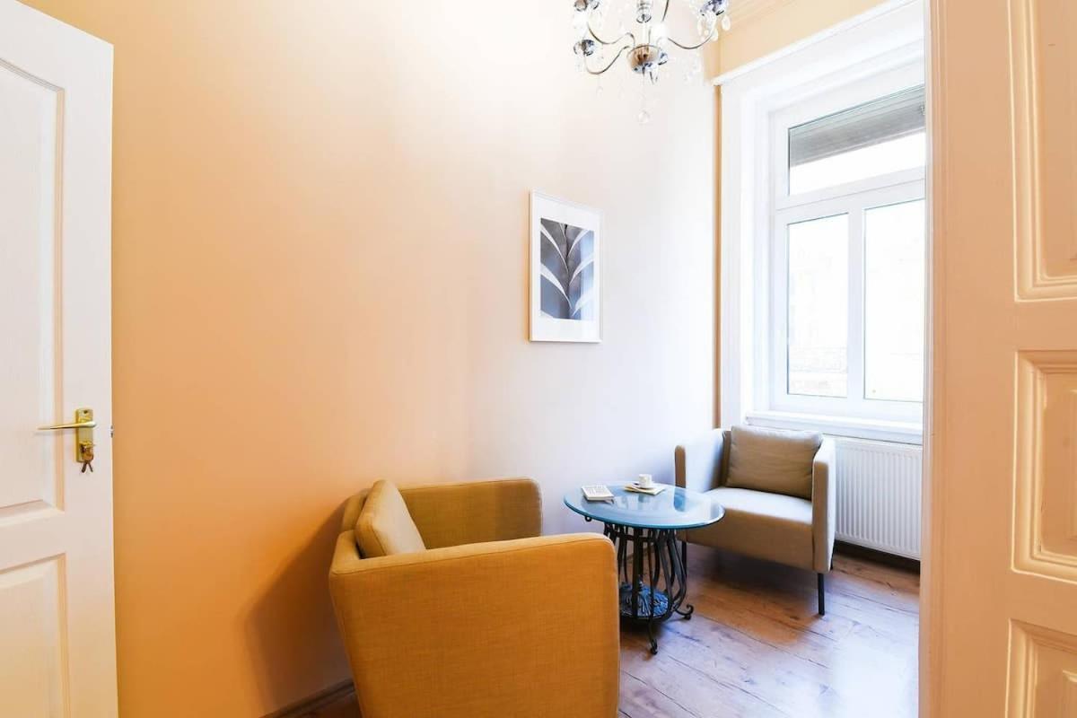 Apartman Very Very Spacious New Budapest